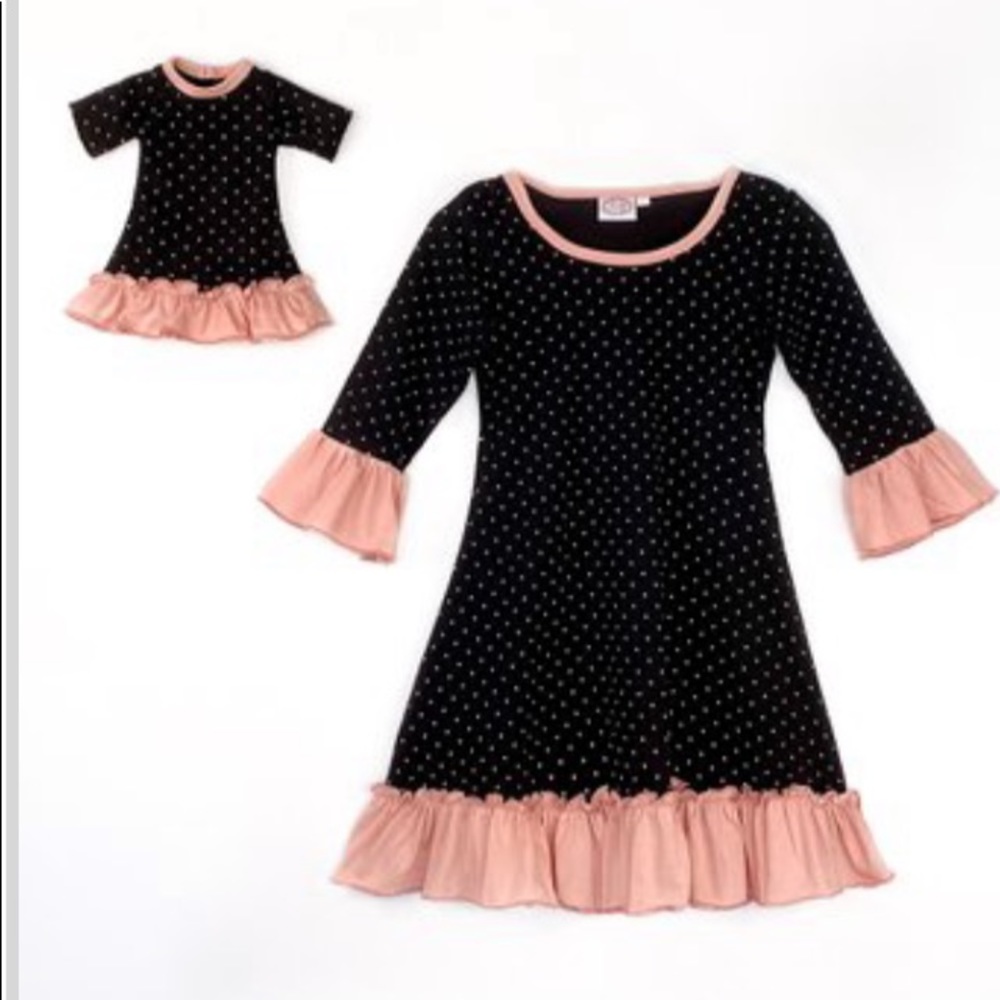 Girls Dress W/ matching doll dress